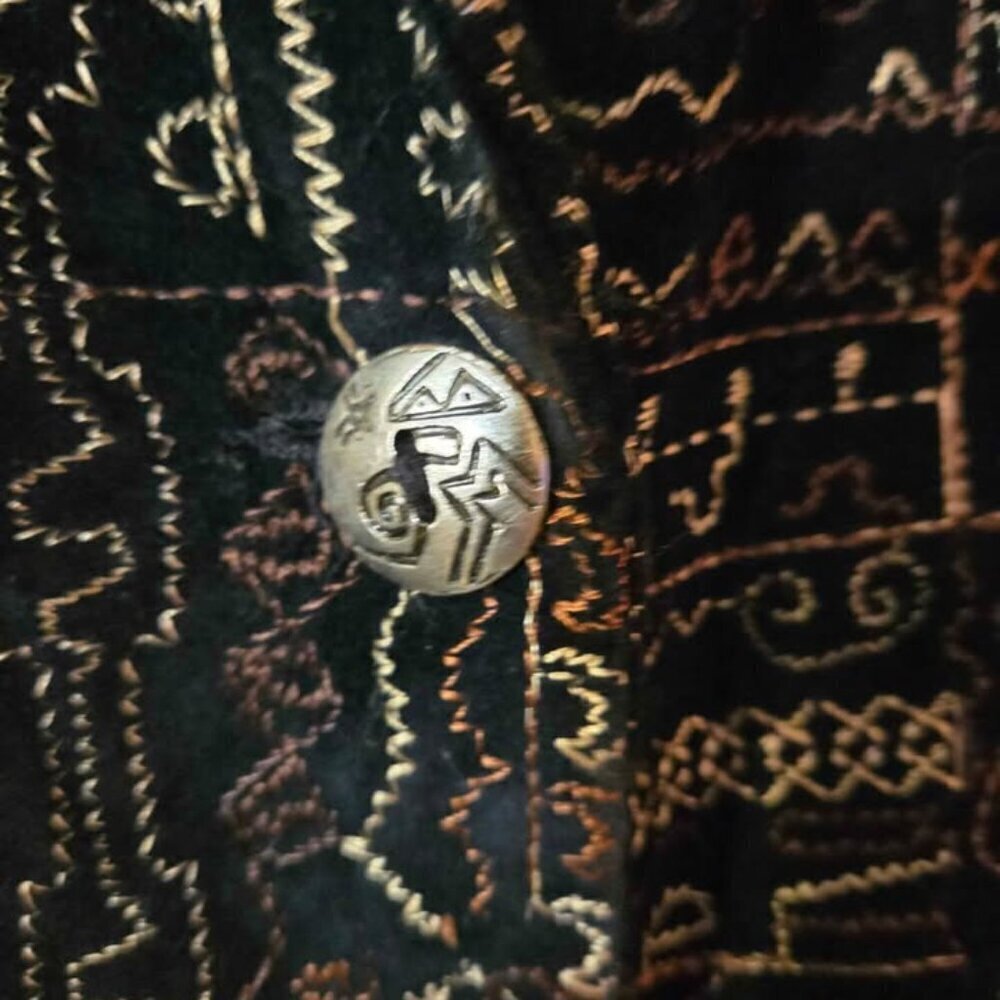 Chico's Size 1/Size Medium Black Velvet Stitched Jacket - Picture 4 of 7